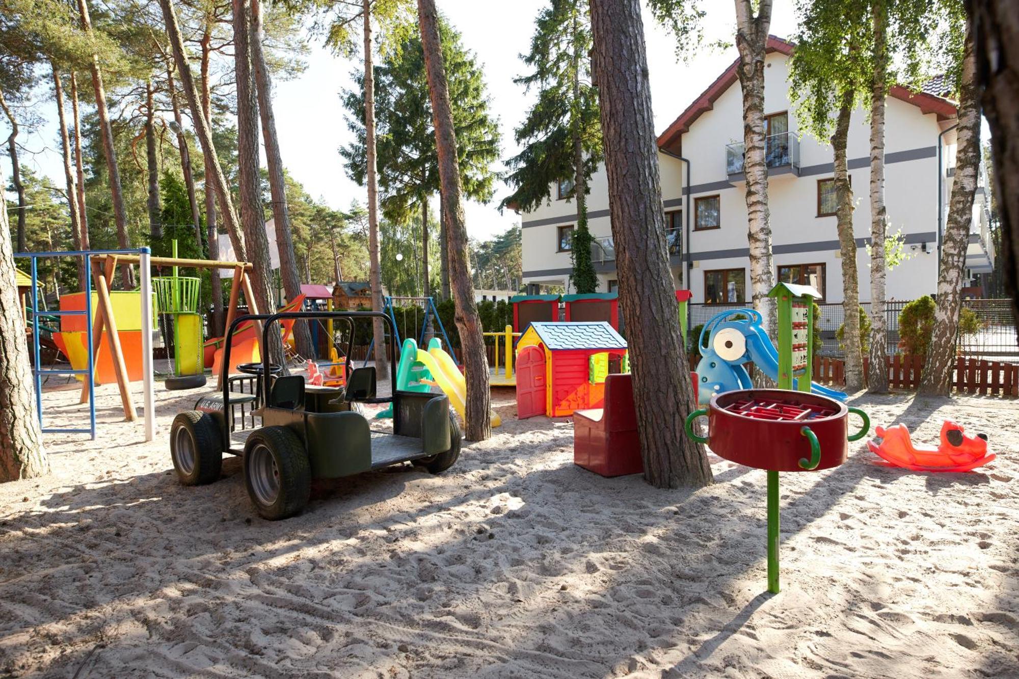 Osrodek Wypoczynkowy Relaks I Apartamenty Łeba Extérieur photo