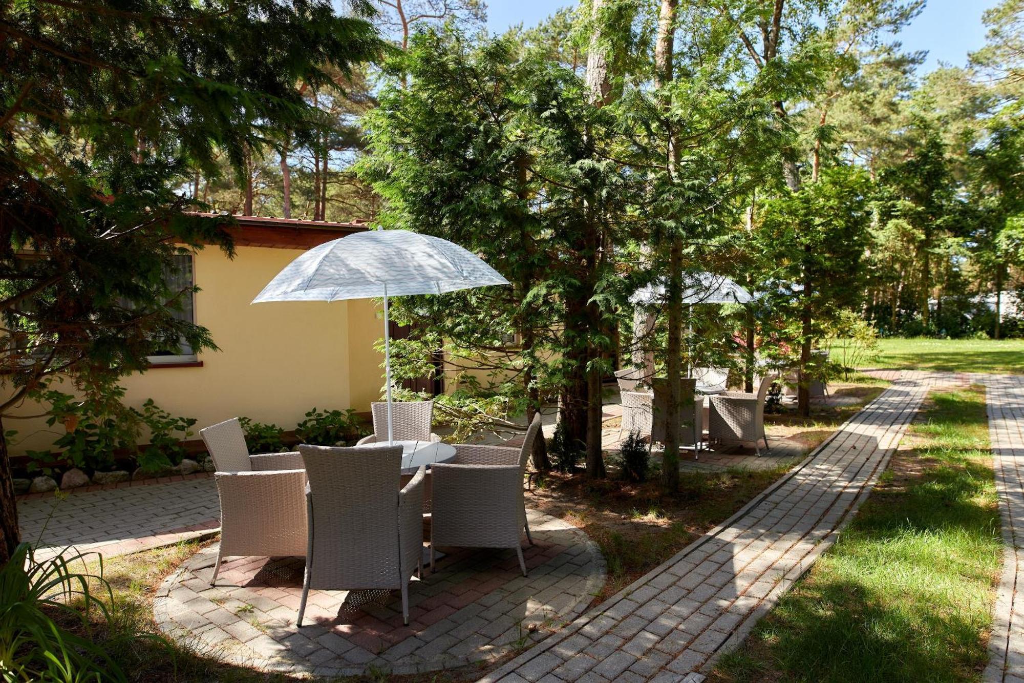 Osrodek Wypoczynkowy Relaks I Apartamenty Łeba Extérieur photo